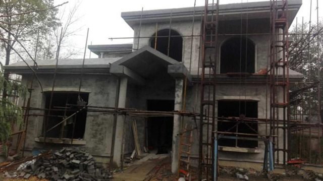下面這款戶型圖外觀簡約，尺寸合理，非常適合農(nóng)村自建別墅!