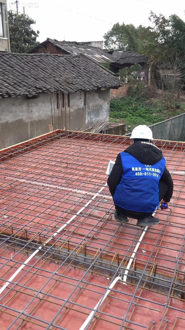如何建造高性價比的兩層歐洲別墅？我?guī)闳ソㄖさ乜纯?讓你更早的了解別墅的建造！