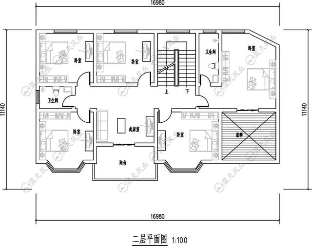 　優(yōu)雅的歐式三層自建別墅，優(yōu)雅的風(fēng)格，時(shí)尚的設(shè)計(jì)，一排排落地玻璃窗給整個(gè)別墅增添了神秘。