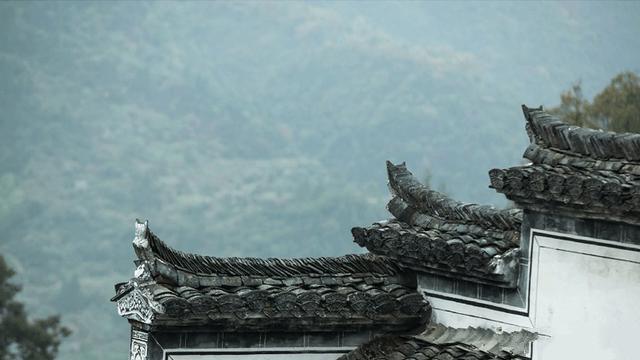 如果你已經(jīng)計劃了很長時間，但沒有選擇正確的自建房圖紙，那么你可以看看這種類型的公寓，它將很快在2020年成為一個爆發(fā)模式。