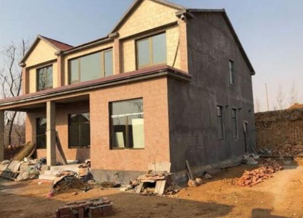 　廣東羅先生在農(nóng)村建房，一家八口，四代同堂。這種布局夠住嗎？