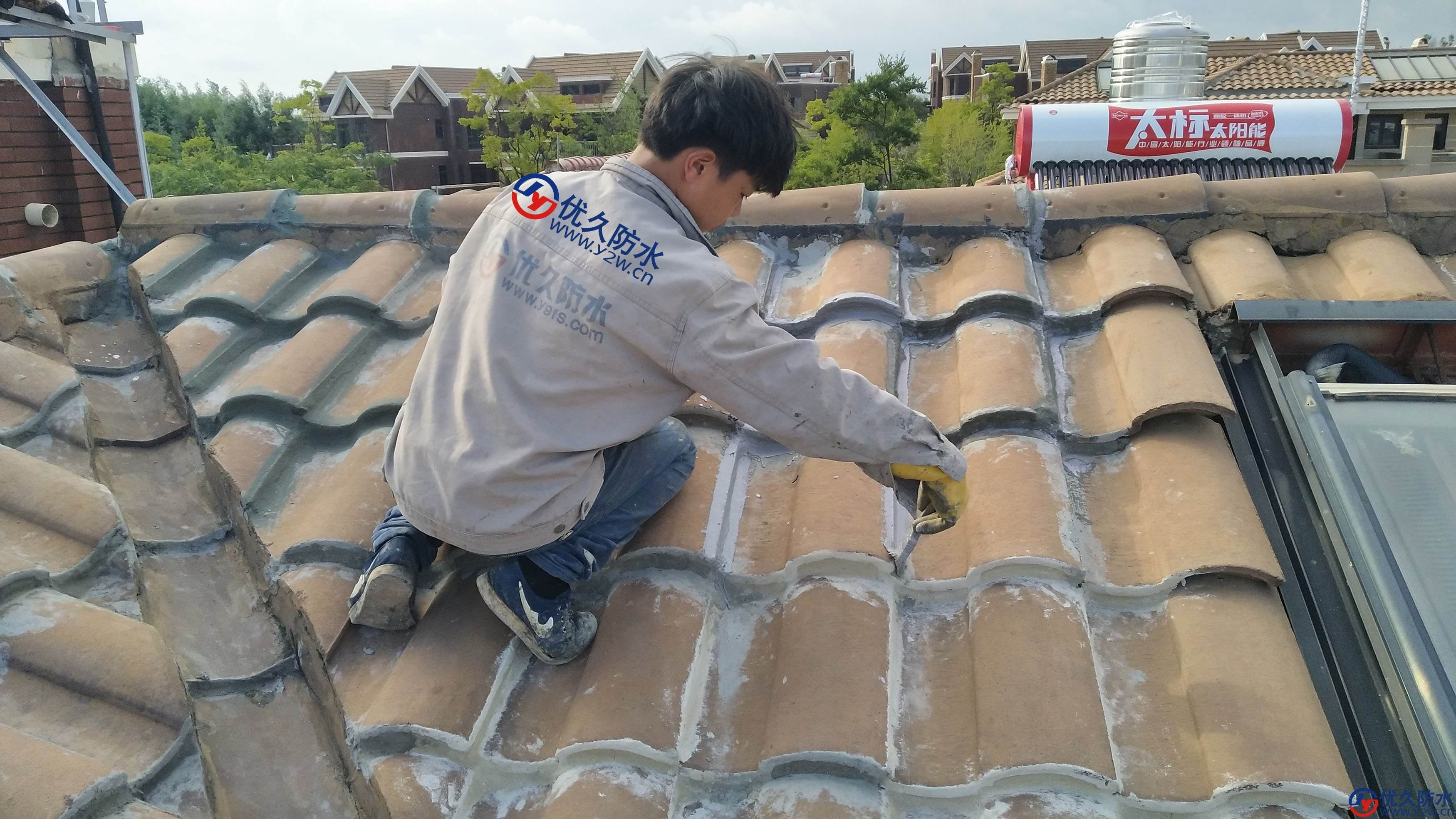 別墅屋頂防水怎么做，別墅屋頂防水施工方案